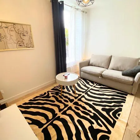 A L'universite - Centre- La Conciergerie Poitiers