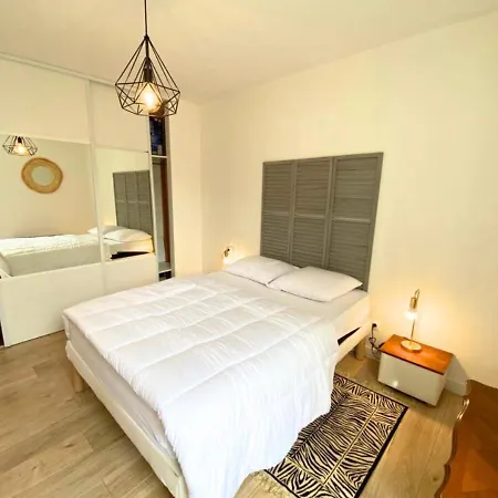 A L'universite - Centre- La Conciergerie Apartment