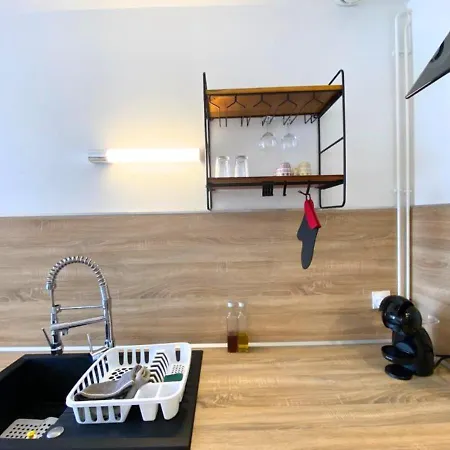 A L'universite - Centre- La Conciergerie * Poitiers